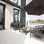 Strandnahe Design Villa Mit Pool 2 Schlafzimmer 180 Qm