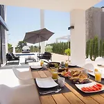 Strandnahe Design Villa Mit Pool 2 Schlafzimmer 180 Qm