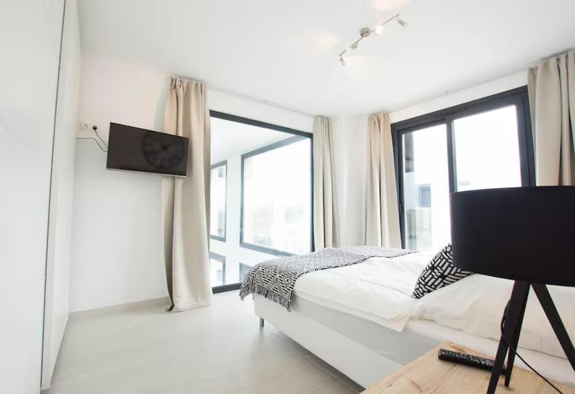 Strandnahe Design Mit Pool 2 Schlafzimmer 180 Qm * Cala Murada (Mallorca)